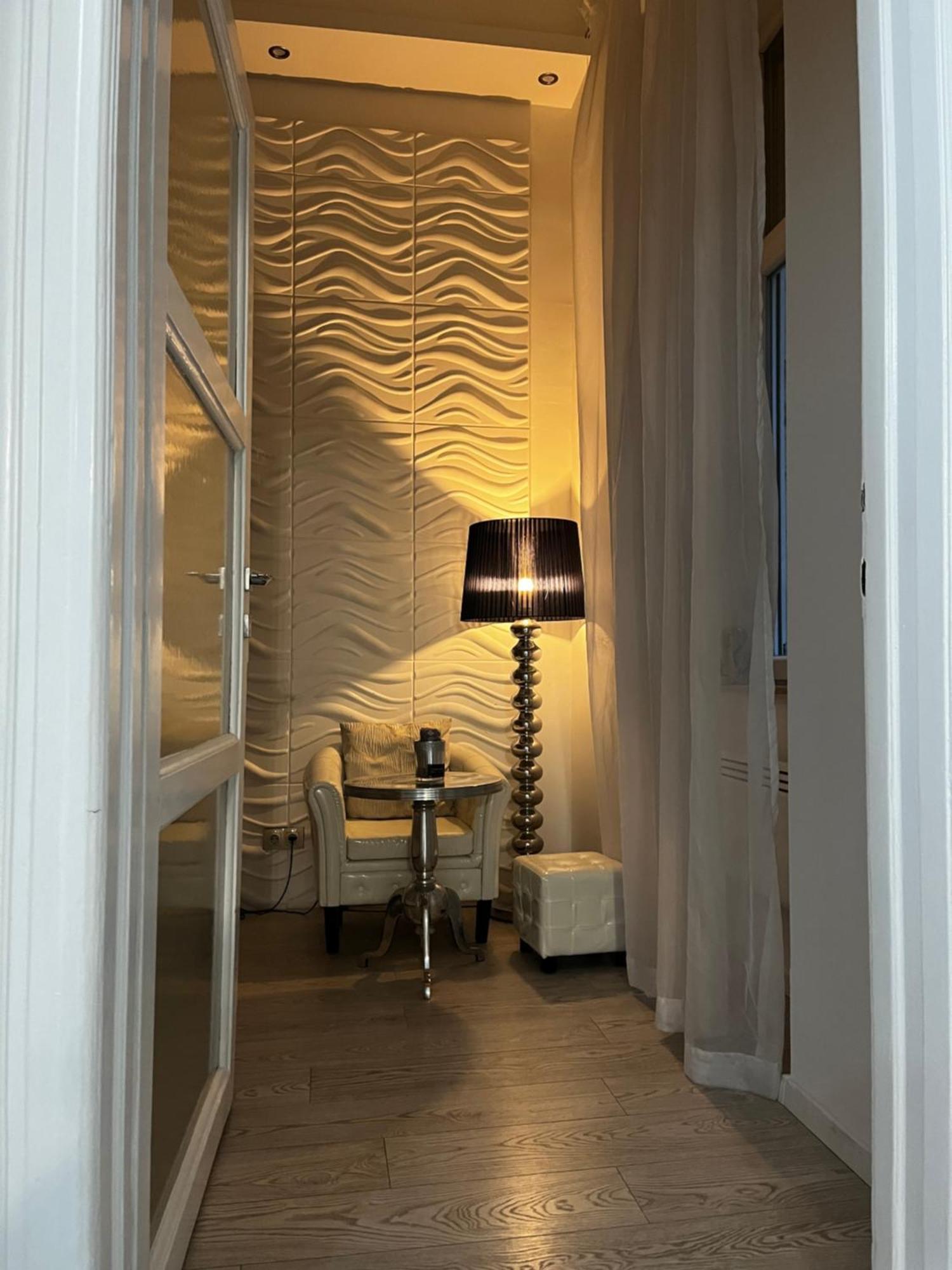 White Luxury Apartment Budapest Exterior photo